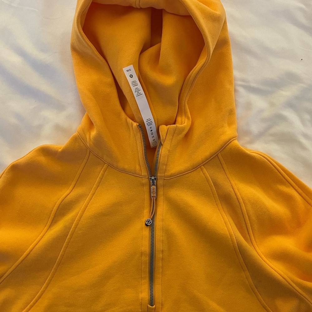 Lululemon Scuba